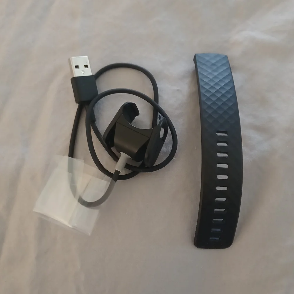 Fitbit charge 4 charger in band